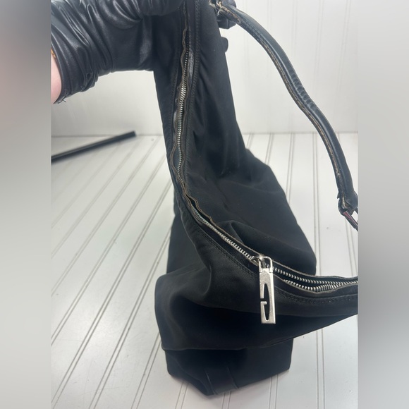 Gucci Nylon Small Shoulder Bag Black Zip Hobo Purse - Picture 11 of 13